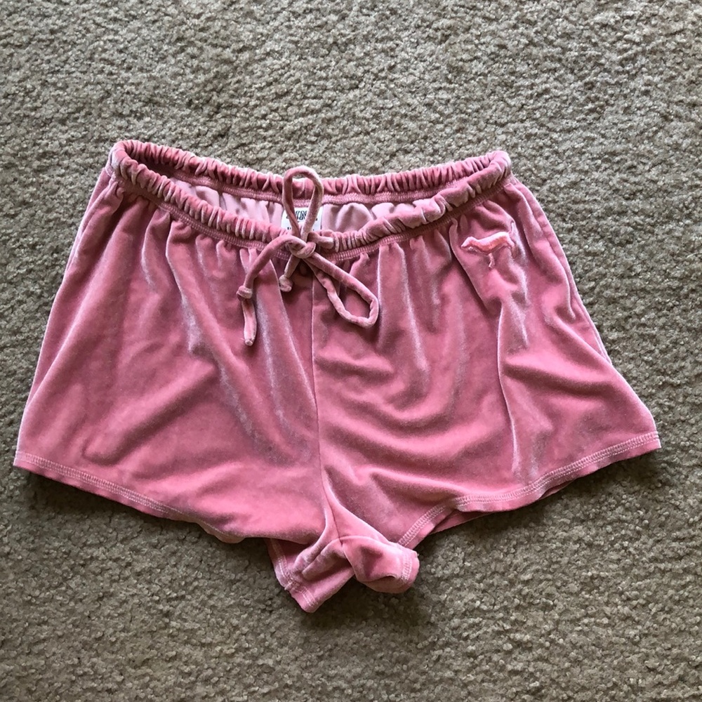 •PINK/victoria’s Secret velvet shorts